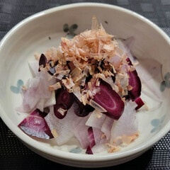 クイズ/野菜サラダ/彩りサラダ/簡単サラダ/料理 投稿…忘れてたのがあった( *´艸`)
…