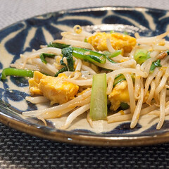 わたしのごはん/炒め物/おうちごはん部/簡単レシピ/野菜炒め こないだ作って美味しかった炒め物。
卵を…