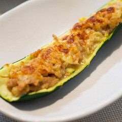 おうちごはん部/料理/献立/夕食/副菜/家庭料理/... ある日の副菜はズッキーニのツナ味噌グラタ…