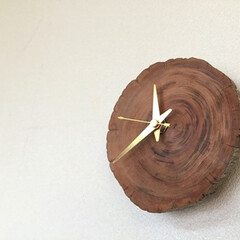 木/時計/木製時計/ハンドメイド/桧/芯材/... 桧古材の芯材を使用した木製時計

【数量…(1枚目)