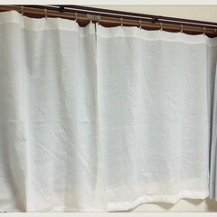 「子供部屋のカーテン。
リネンの生地で塗っ…」(1枚目)