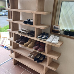 木材/Handmade/ハンドメイド/手づくり/モノづくり/DIY/... ✱靴箱✱
夫が足場板で作ってくれました☺…(1枚目)