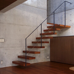 階段/片持ち階段/木製階段/鉄骨階段/シンプル/手摺/... もみじの家の階段です。
通常は階段室を設…(1枚目)
