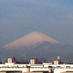 「ベランダから見える富士山。
いつもパワー…」(1枚目)