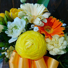 花アレンジ/お祝い/入学式/ガーベラ/ラナンキュラス お孫さんへの入学祝いのアレンジです(*^…(1枚目)
