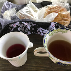飛び込みが楽しくて/癒される/景色がきれい😍/田んぼの真ん中/水がとても冷たい/川遊び/... 朝から並んで、パンをGET⤴︎ ⤴︎🎶
…