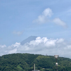富士川サービスエリア/観覧車🎡/富士山🗻 夏の 富士山は
恥ずかしがり屋さん
暑い…(1枚目)