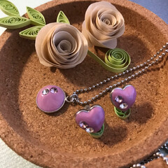 クイリング/クイリングペーパー/ユザワヤ/ハンドメイド/ハンドメイドアクセサリー/IKEA/... ユザワヤで W GLUEという 1時間半…