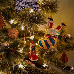 クリスマス/クリスマスツリー/飾り/デコレーション/クリスマス2019 このツリーの飾り付けは妻好みで飾られてい…(1枚目)