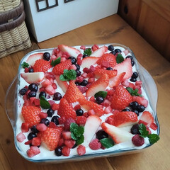 いちご/いちごケーキ/簡単ケーキ/スコップケーキ いちご🍓スコップケーキ作りました(◕ᴗ◕…