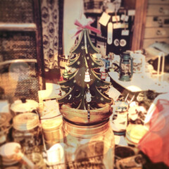 クリスマス/クリスマスツリー/風景/雑貨/100均/ダイソー/... 我が家のクリスマスツリーは、小さな小さな…(1枚目)