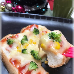 ピザパン/レンチン/おうち/フォロー大歓迎/クリスマスツリー/おうちごはんクラブ/... 楽チン🎶レンチン🎶ピザパン🎶
トースト派…
