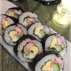 サラダ巻き/シーチキン/カニカマ/海苔巻き/フォロー大歓迎/クリスマスツリー/... お手軽ラップで海苔巻きの巻き~(≧∇≦*…