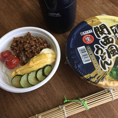 お弁当 オムハヤシライス弁当🍱

舞茸坦々味噌、…(1枚目)