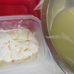 ホエー/クリームチーズ/アイリスオーヤマ/キッチン/ハンドメイド 圧力鍋で8時間かけて完成✨
クリームチー…(1枚目)