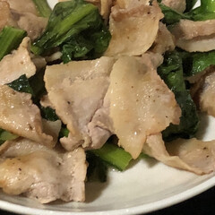 晩ご飯/お弁当/暮らし/節約/お弁当のおかず&便利グッズ 昨日の野菜おかずにプラスしての晩ご飯。
…