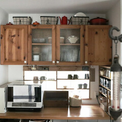 キッチン/インテリア/雑貨/DIY キッチンの背面の、セミオーダーの食器棚。…(1枚目)