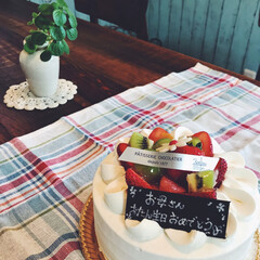 カフェ風インテリア/誕生日ケーキ/誕生日/スイーツ/インテリア 先日、私ごとですが誕生日を迎えました。子…(1枚目)