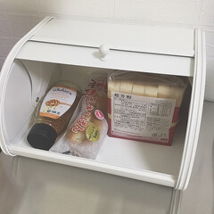 ブレッドケース SBC-30 スパイスラック 調味料ラック カウンタートップケース 収納ボックス 1701RCS | 山善(キッチンラック)を使ったクチコミ「毎朝食べるパンを入れているブレッドケース…」(2枚目)