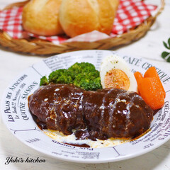 Dinner/器で食卓が変わる/器使い/器のある暮らし/器好き/うつわ/... *
お夕食 𐂐.·˖*
*
❋ デミグラ…