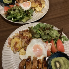 今日の夕ごはん 今日の夕飯です。
味噌豚焼き
…