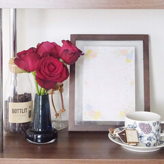 アウトレット ホルムガード フローラ ベース 12cm ロング ブルー Holmegaard Flora vase(花瓶、花器)を使ったクチコミ「母となってむかえた初めての「母の日」に息…」(1枚目)