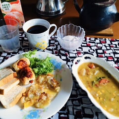 ブラジルコーヒー豆/コーンクリームシチュー/我が家の朝ゴパン 🍞我が家の朝ゴパン☕️
トースト。
🍠さ…(1枚目)