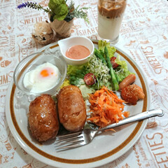 お家ごはん/肉巻きおにぎり/ダルゴナコーヒー/フォロー大歓迎/暮らし/節約/... この前作った焼き肉のタレを使って肉巻きお…