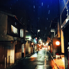 フォロー大歓迎/冬/おでかけ/旅行/風景/建築 雪の舞う冬の京都。(1枚目)