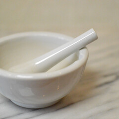 フリート 乳鉢セット M(その他メイク道具)を使ったクチコミ「すりこぎ
陶器でお気に入り💓💞
乳鉢
」(2枚目)