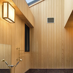 檜/無垢材/自然素材/浴室 ヒノキ板で仕上げた住宅の浴室です。一般的…(1枚目)