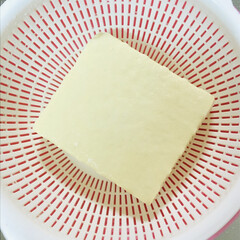 おうちごはん/簡単/節約/うちの定番料理 お家ご飯
豆腐、めかぶ、納豆を混ぜて蕎麦…(2枚目)
