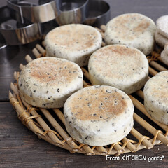 波里/クックパッドモニター/米粉レシピ/米粉/黒胡麻入りイングリッシュマフィン/イングリッシュマフィン/... 米粉でモチモチ✨イングリッシュマフィン
…