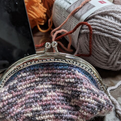 ハンドメイド/DIY 毛糸がま口。色んな毛糸で編みたいなぁ〜グ…(2枚目)