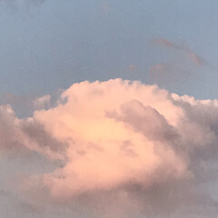 「令和元年５月３日の夕陽が雲を紅く染めてい…」(1枚目)