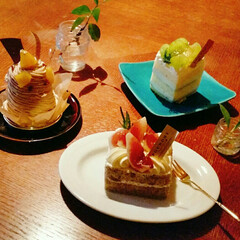 ケーキ/お皿 色々なお皿に季節のフルーツケーキ(о´∀…(1枚目)
