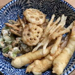 晩ご飯/天丼/天ぷら 天ぷらを揚げて天丼作りました。
たいした…(3枚目)