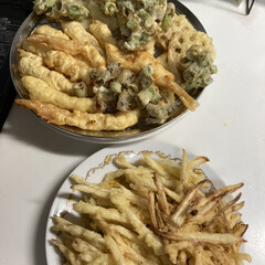 晩ご飯/天丼/天ぷら 天ぷらを揚げて天丼作りました。
たいした…(2枚目)