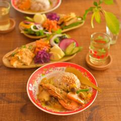 おうちカフェ/おうちランチ/暮らし/アジア雑貨/アジアごはん/おうちごはん/... いつかのおひるごはん 。
庭のレモン…