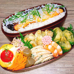 お昼ごはん/デコ弁/弁当/ボリューム満点/夫弁当/旦那弁当/... もりもり鮭弁当だーい𓆛𓆜
◾ご飯on鮭…