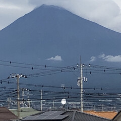 笠雲/富士山麓/富士山 こんばんは⭐️

やっと雄大な富士山🗻が…(2枚目)