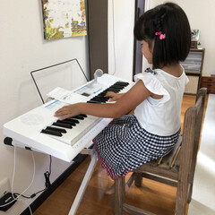 ★CASIO / カシオ 光ナビゲーションキーボード LK-311 | CASIO(その他AV周辺機器)を使ったクチコミ「6歳になる娘へ🎂
電子ピアノをプレゼント…」(1枚目)