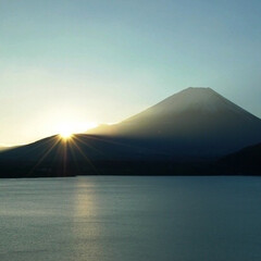 富士山/本栖湖/おでかけワンショット 大室山ダイヤ
本栖湖からの朝日です(1枚目)