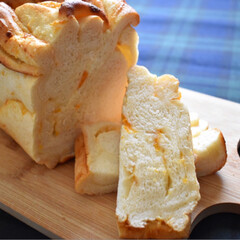 手作りパン/アプリコットジャム/クリームチーズ/食パン/パン/フォロー大歓迎 さわやか食パン

クリームチーズとアプリ…(1枚目)