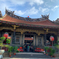 スイーツ/おでかけ/旅行 台湾ワン✈️
・
・
ここの寺院、結構有…(2枚目)