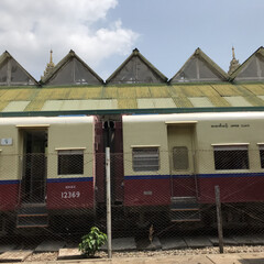 はじめてフォト投稿/旅行/風景 ヤンゴンの列車(1枚目)