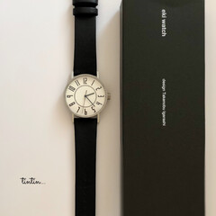 腕時計/フォロー大歓迎/雑貨/おでかけ/ファッション/みんなにおすすめ 駅時計のデザインをそのまま 腕時計に🎵
…(2枚目)