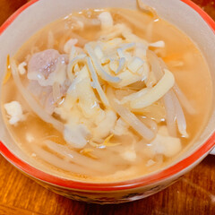 スープ/簡単レシピ/ズボラ飯 寒い日は暖かいスープ❤️
もやし、キャベ…(1枚目)