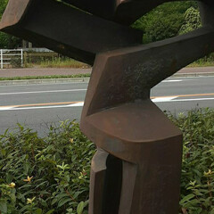 愛称シンボルロード/アジア彫刻の道/1994年/記念/広島アジア大会/アジア11カ国と地域/... 昨日1枚だけ銅像を紹介しましたが、
説明…(2枚目)