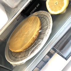 マリメッコ プレート シイルトラプータルハ 絵柄 Lサイズ marimekko Siirtolapuutarha 25cm 90 191 | marimekko(皿)を使ったクチコミ「今日は家にあるものでチーズケーキを作って…」(2枚目)